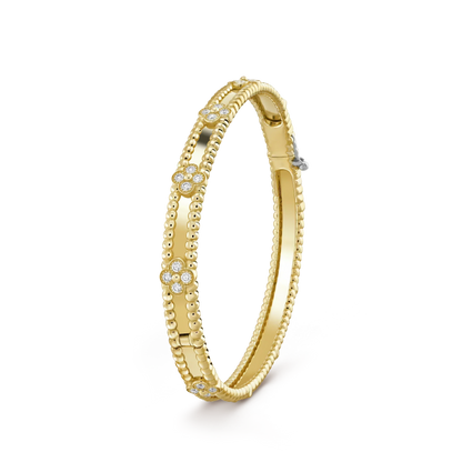 Glow Jewelry Kleeblatt-Armband mit 4mm Diamanten