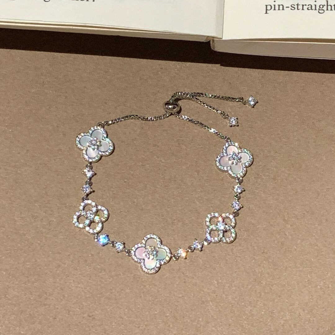 ¡®Glow Jewelry¡¯CLOVER 5 MOTIF PINK BLUE RED WHITE BRACELET