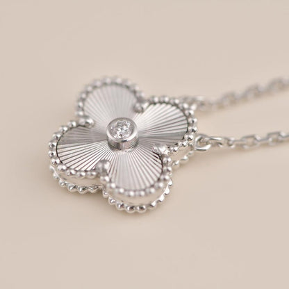 „Glow Jewelry“ KLEEBÜGEL 15MM DIAMANT LASER HALSKETTE SILBER