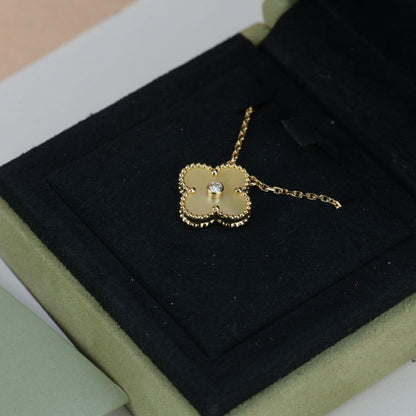 ¡®Glow Jewelry¡¯CLOVER 15MM DIAMOND GOLD MOTHER OF PEARL NECKLACE