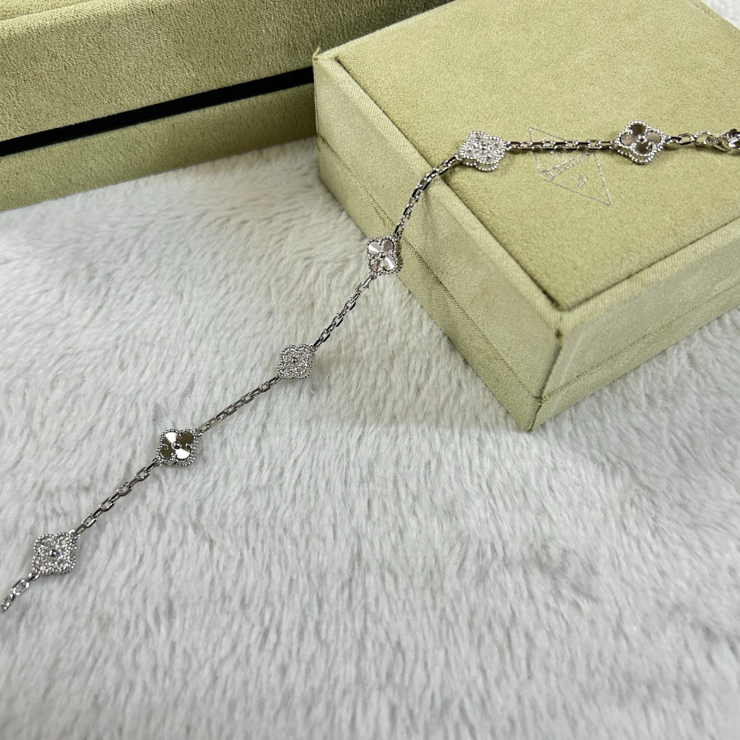 [¡®Glow Jewelry¡¯]KLEE 6 MOTIV DIAMANT LASER ARMREIF