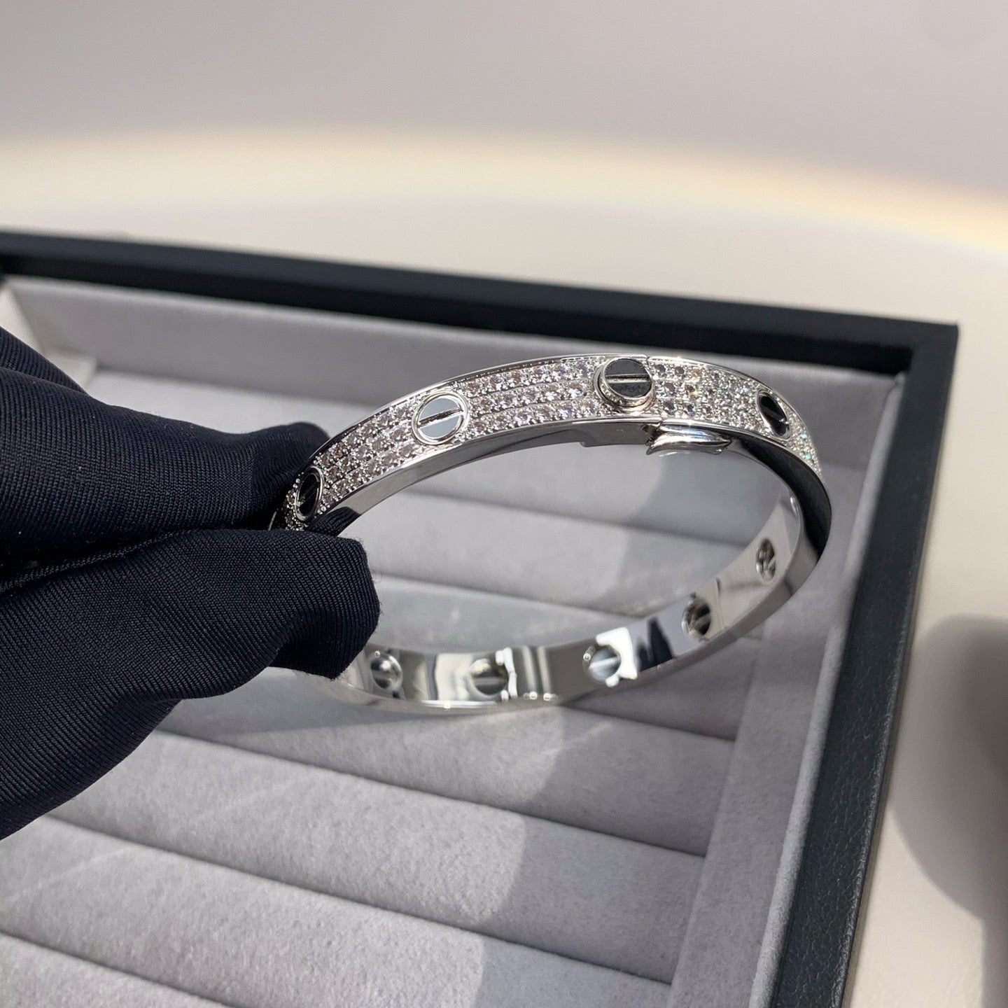 ¡®Glow Jewelry¡¯LOVE BRACELET 6.1MM DIAMOND-PAVED CERAMIC