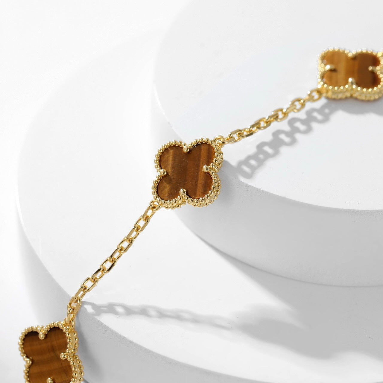 CLOVER 10 MOTIFS TIGER EYE HALSKETTE von Glow Jewelry