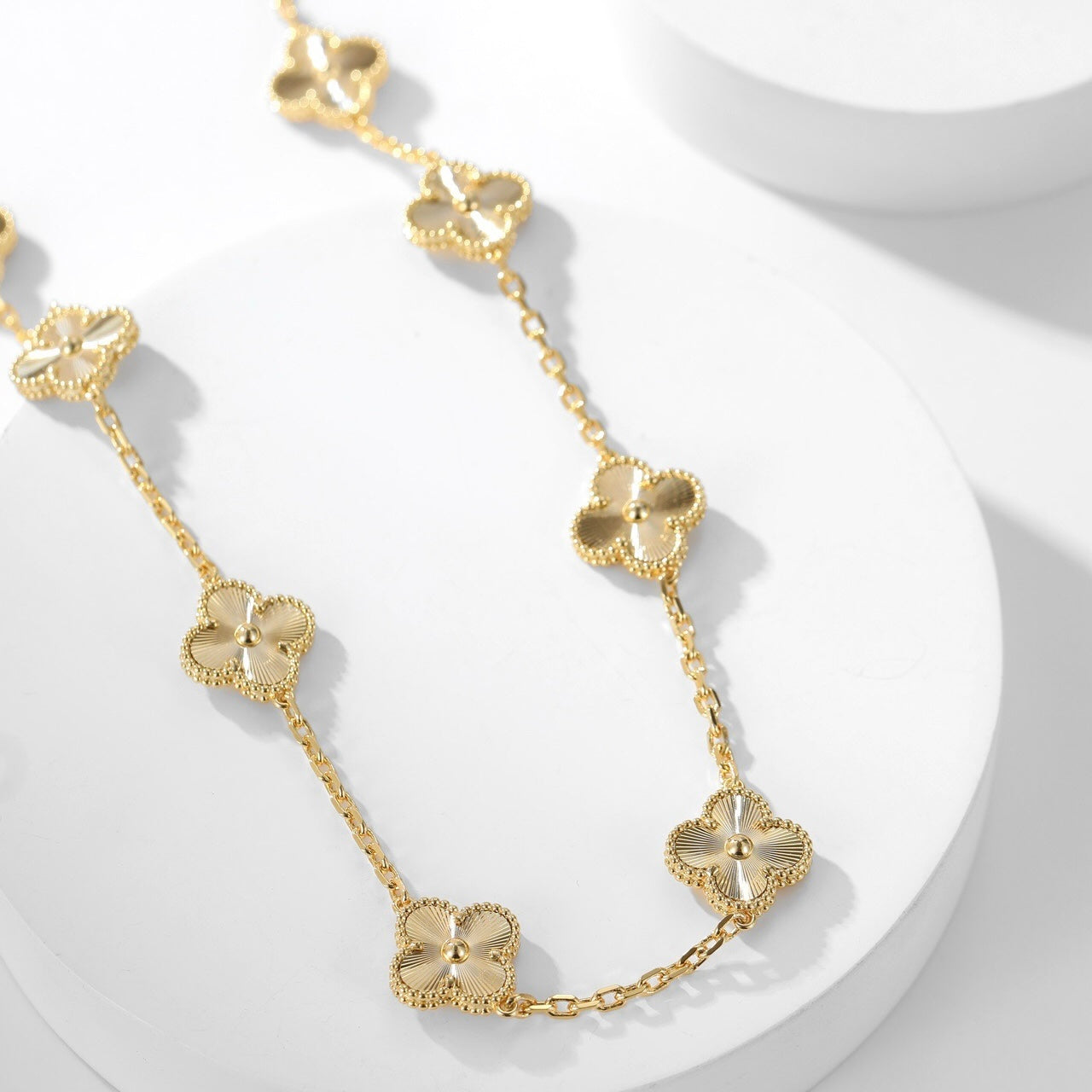 „Glow Jewelry“ KLEEBÜGEL 10 MOTIVE LASERHALSKETTE