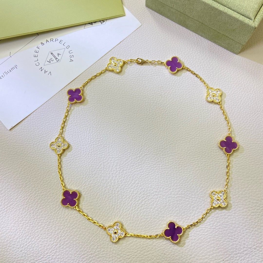 „Glow Jewelry“ KLEE 10 MOTIVE LILA VIOLETTER DIAMANTHURHALS