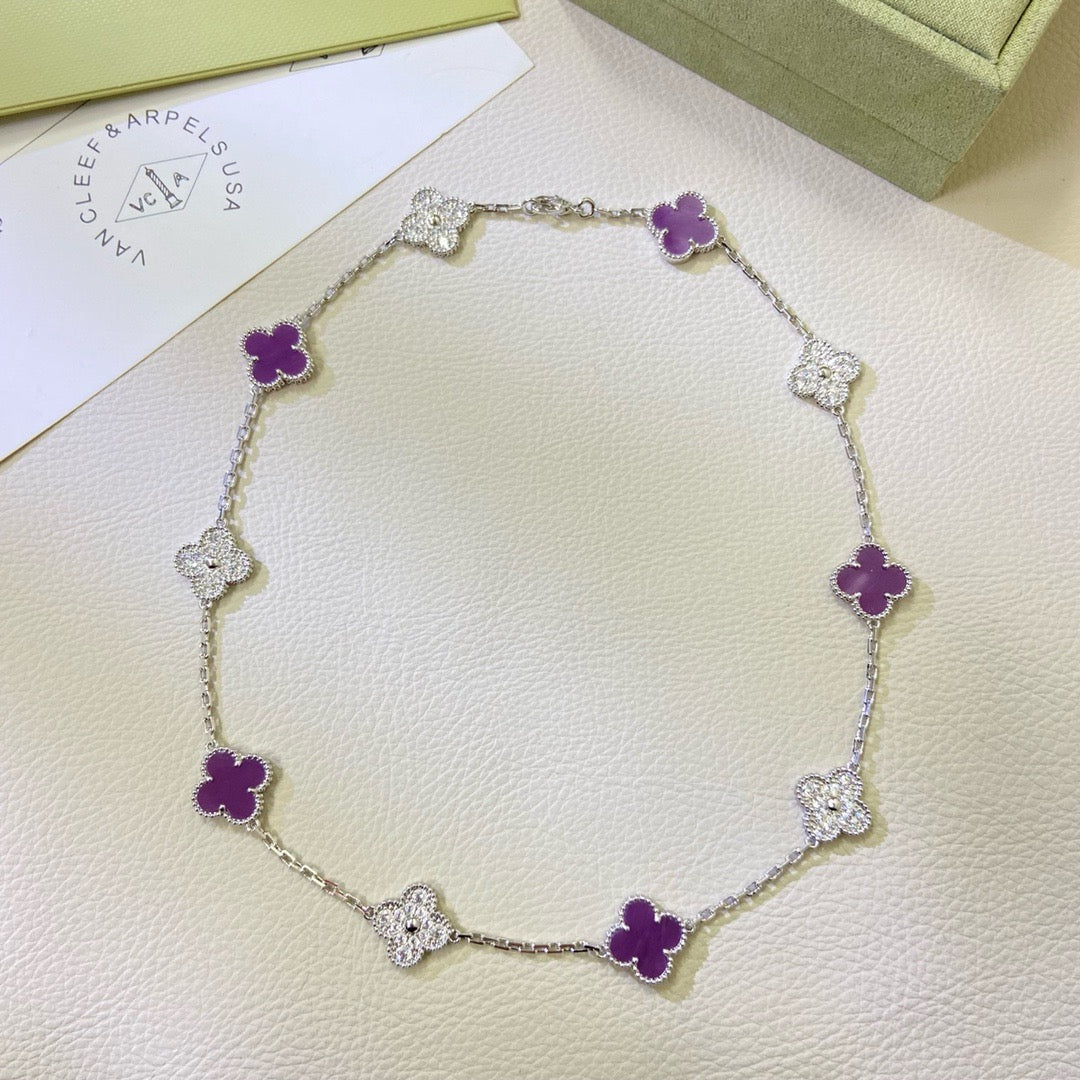 „Glow Jewelry“ KLEE 10 MOTIVE LILA VIOLETTER DIAMANTHURHALS