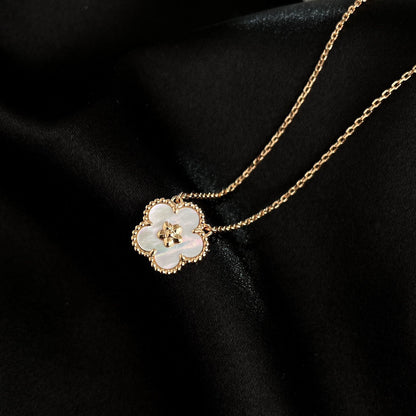 [Glow Jewelry]LUCKY  WHITE MOP  PLUM BLOSSOM NECKLACE