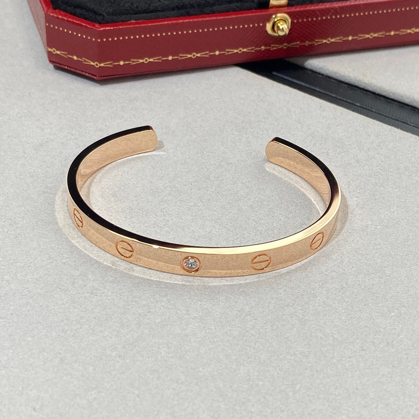 ¡®Glow Jewelry¡¯LOVE BRACELET 6.1MM 1 DIAMOND OPEN CUFF