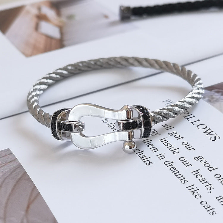 Glow Jewelry „FORCE LARGE HORSESHOE BLACK DIAMOND BRACELET SILBER“