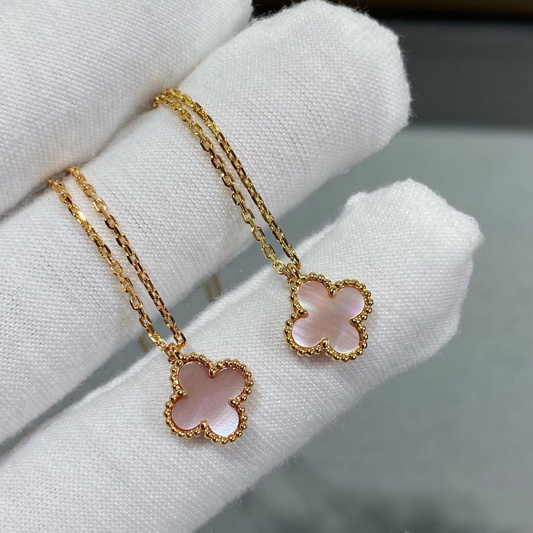 „Glow Jewelry“ KLEE 15MM ROSA PERLMUTT EINZELBLUMEN-HALSKETTE