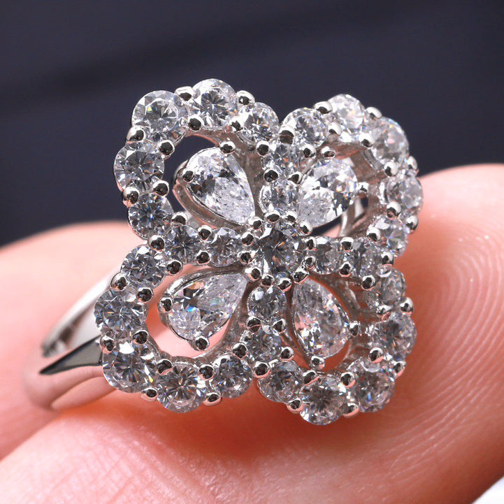 ¡®Glow Jewelry¡¯LOOP RING FULL MOTIF DIAMOND 16MM SILVE
