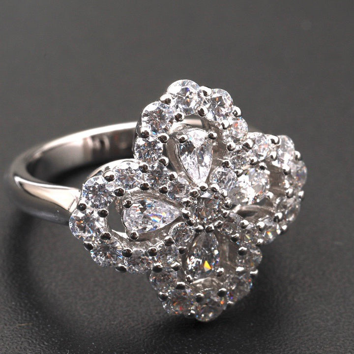 ¡®Glow Jewelry¡¯LOOP RING FULL MOTIF DIAMOND 16MM SILVE