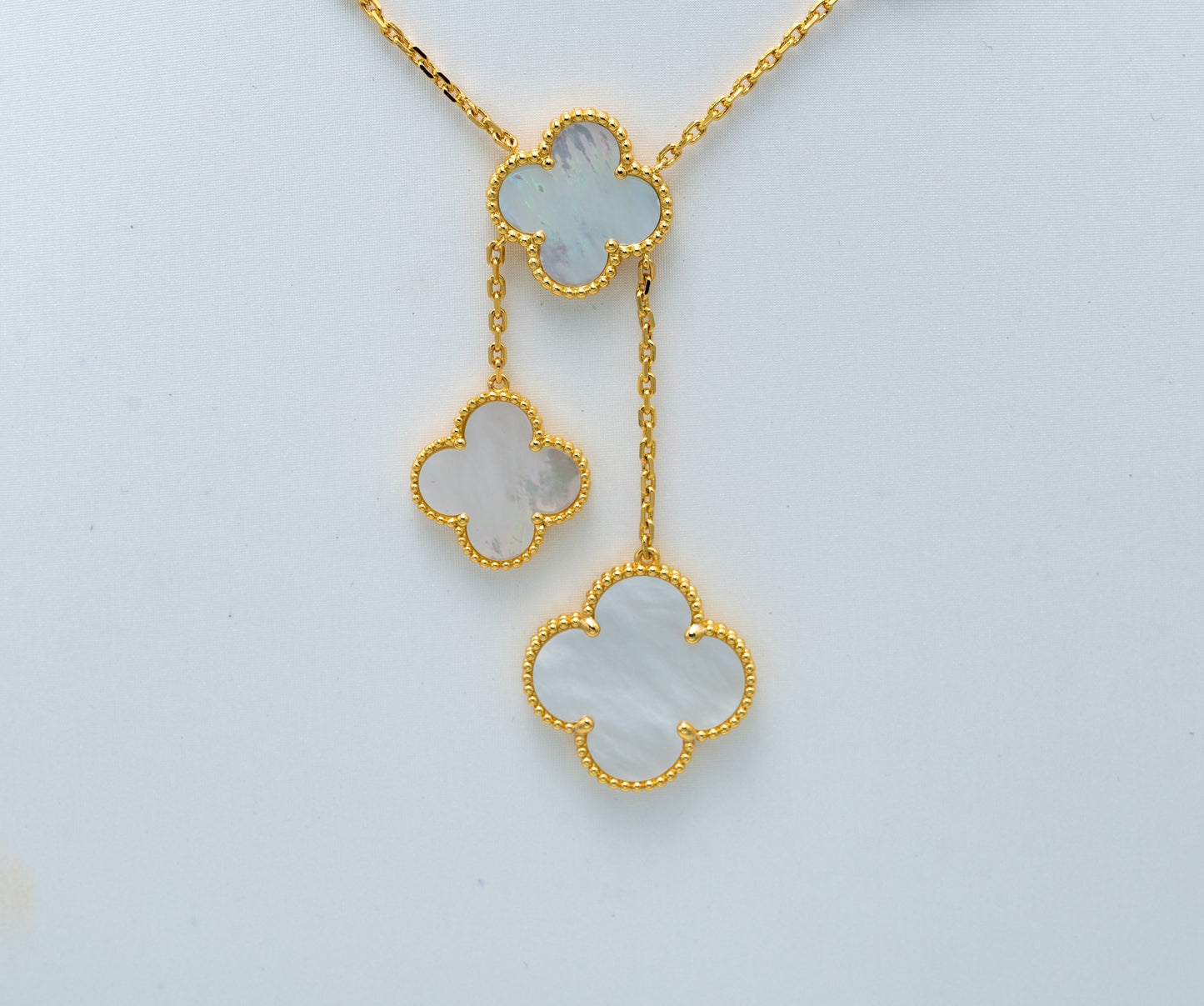 Glow Jewelry – KLEE-HALSKEtte aus PERLMUTT mit 6 MOTIVEN