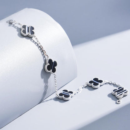 Glow Jewelry „CLOVER 5 MOTIF VEINED ONYX BRACELET“ SILBER