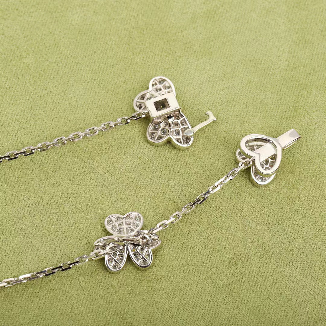 ¡®Glow Jewelry¡¯FRIVOLE SILBER 9 BLUMEN HALSKETTE