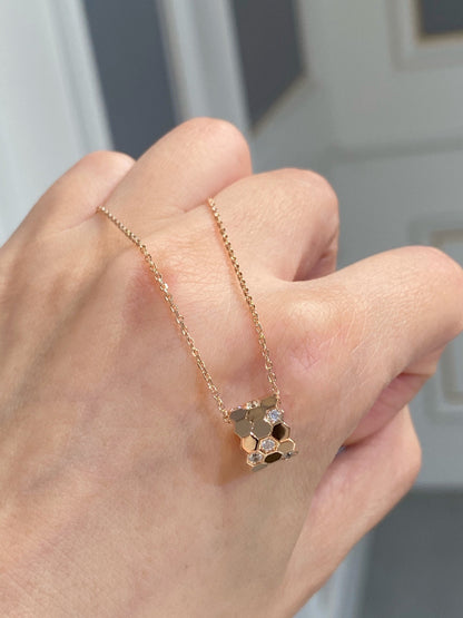 [Glow Jewelry]BEE LOVE DIAMOND NECKLACE
