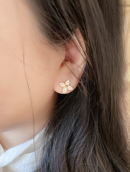 ®Glow Jewelry®スターブロッサム スタッドピアス ピンクゴールド ダイヤモンド