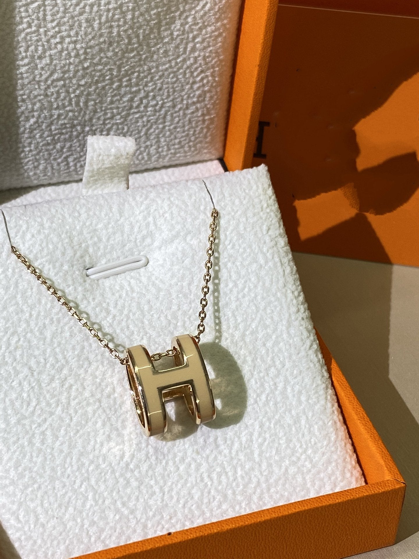 [Glow Jewelry]HM CLIC YELLOW ENAMEL GOLD NECKLACE