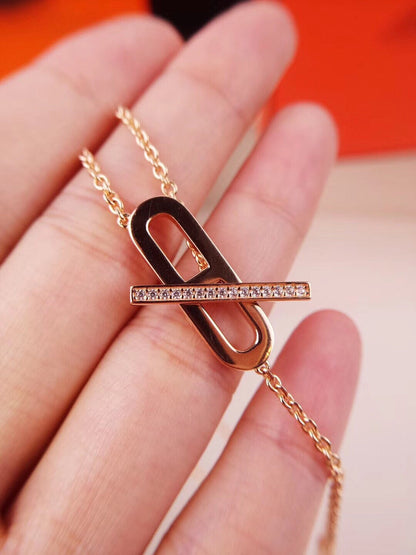 [Glow Jewelry]HM FIRE PIG NOSE NECKLACE TRENDY STREET