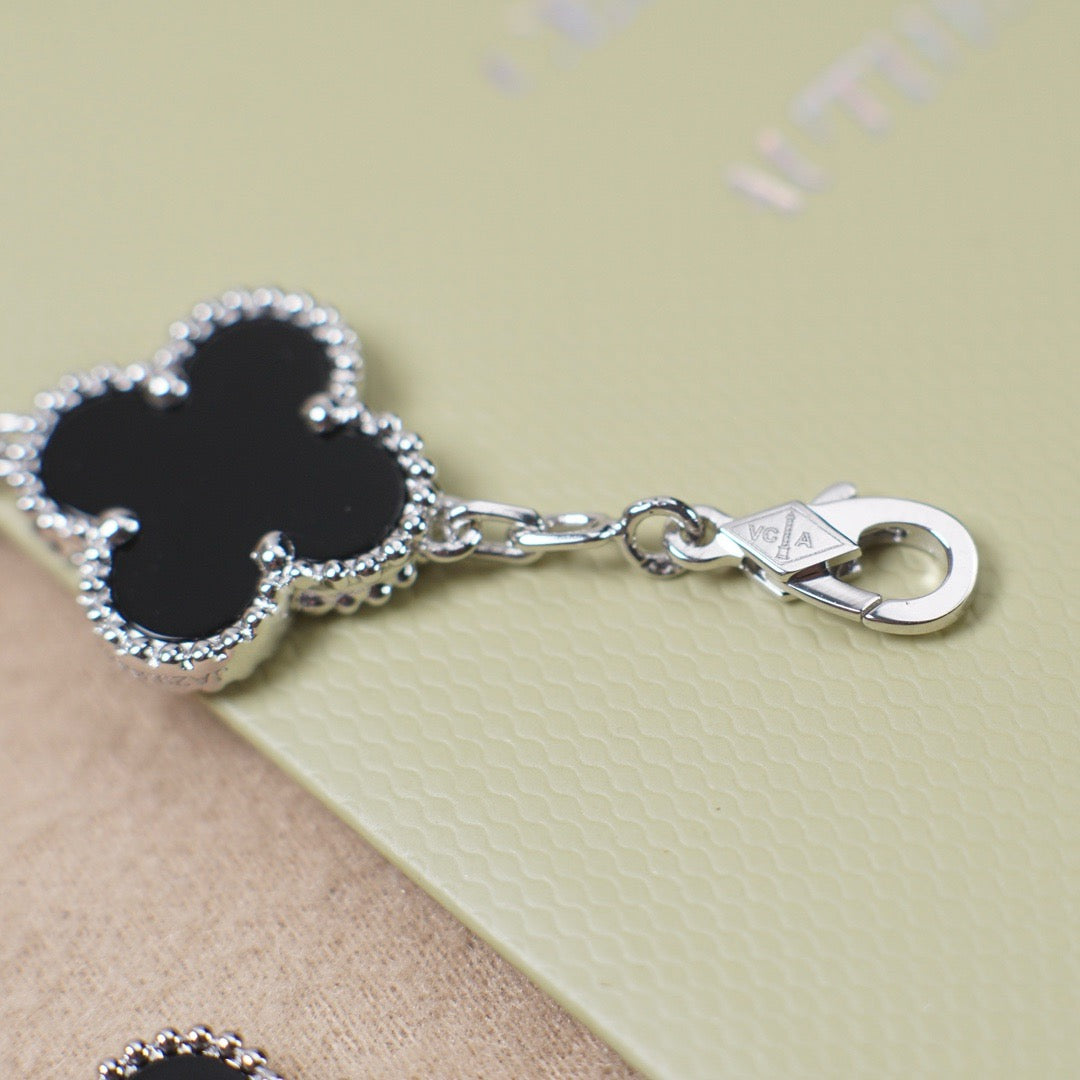 [Glow Jewelry]Neue CLOVER 5 MOTIF ONYXS ARMBAND KOLLEKTION