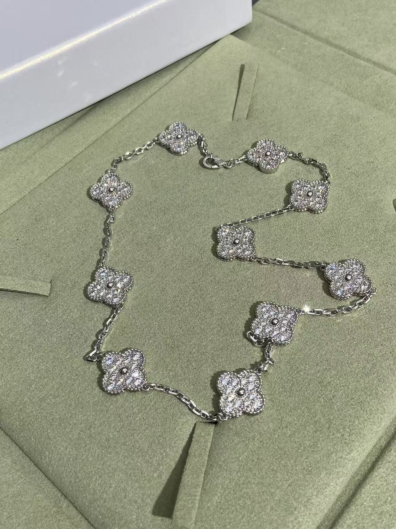 [Glow Jewelry]CLOVER 10 MOTIFS  FULL DIAMOND NECKLACE