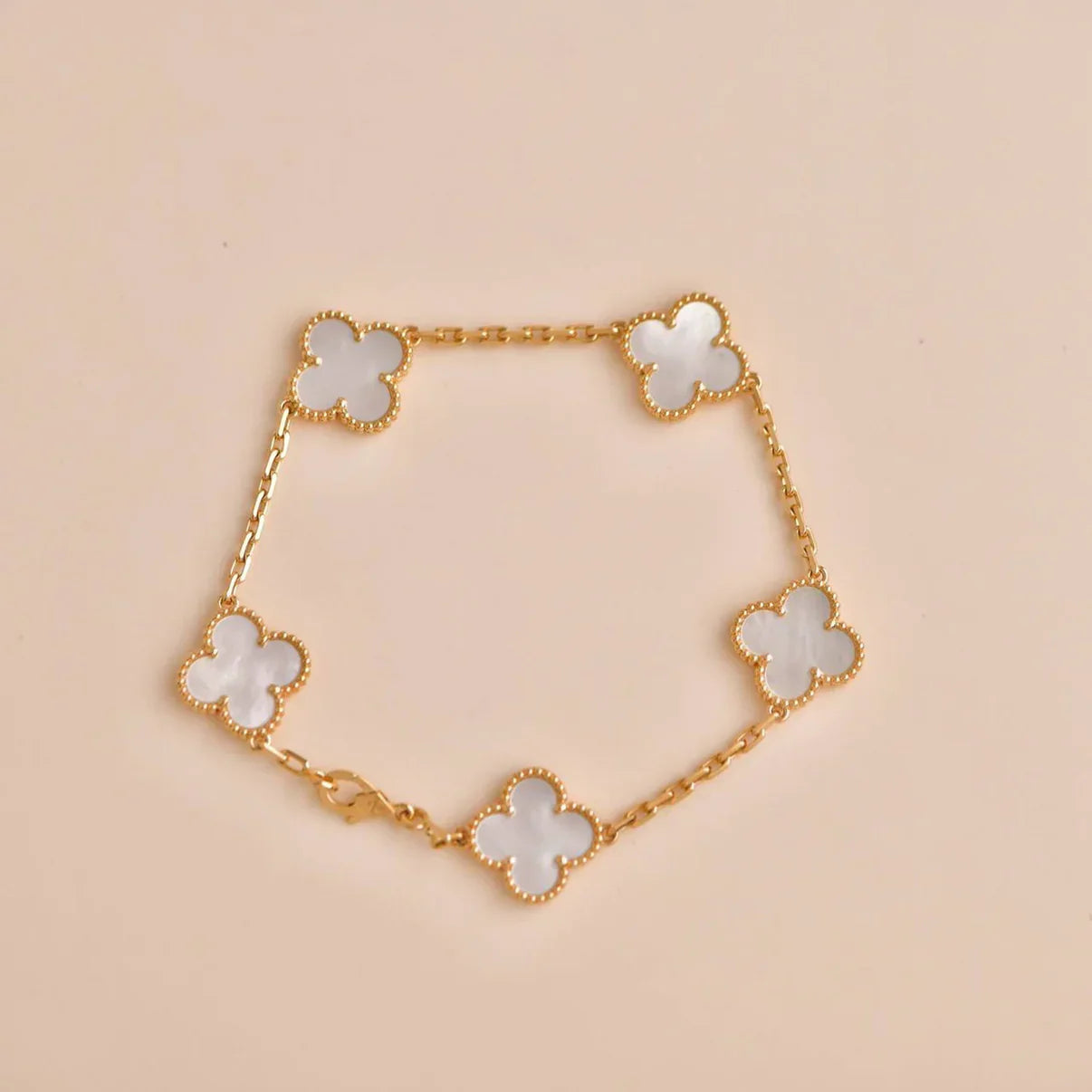 [Glow Jewelry]Neue KOLLEKTION CLOVER WHITE PEARL MOP 5 MOTIV ARMBÄNDER