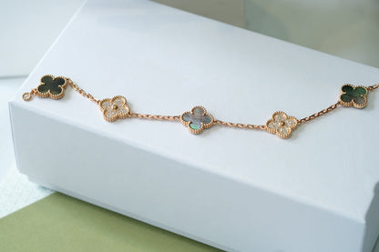 [Glow Jewelry]Neue KOLLEKTION: KLEEBATT 5 MOTIV GRAUER PERLMUTT-ARMBAND