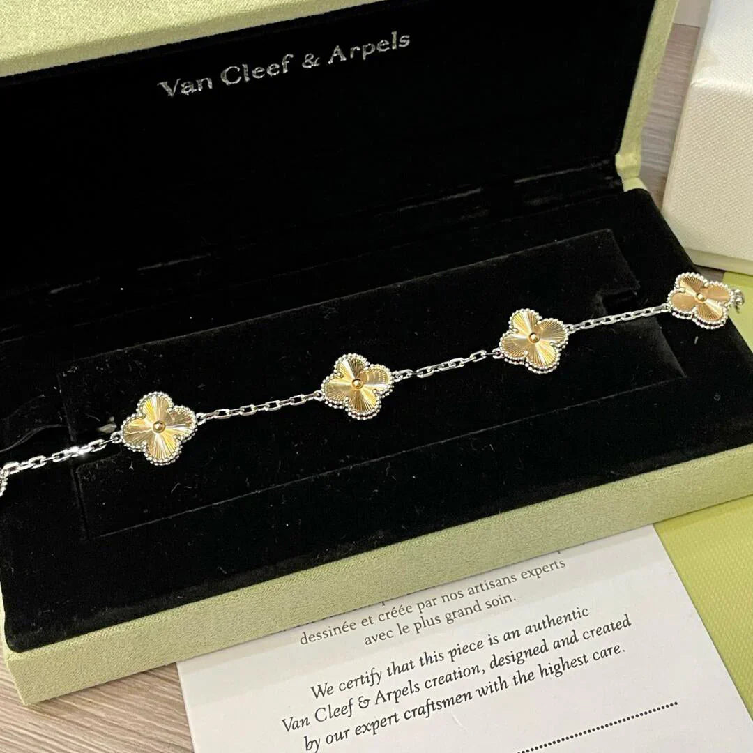 [Glow Jewelry] 新着クローバー5モチーフレーザーブレスレットコレクション