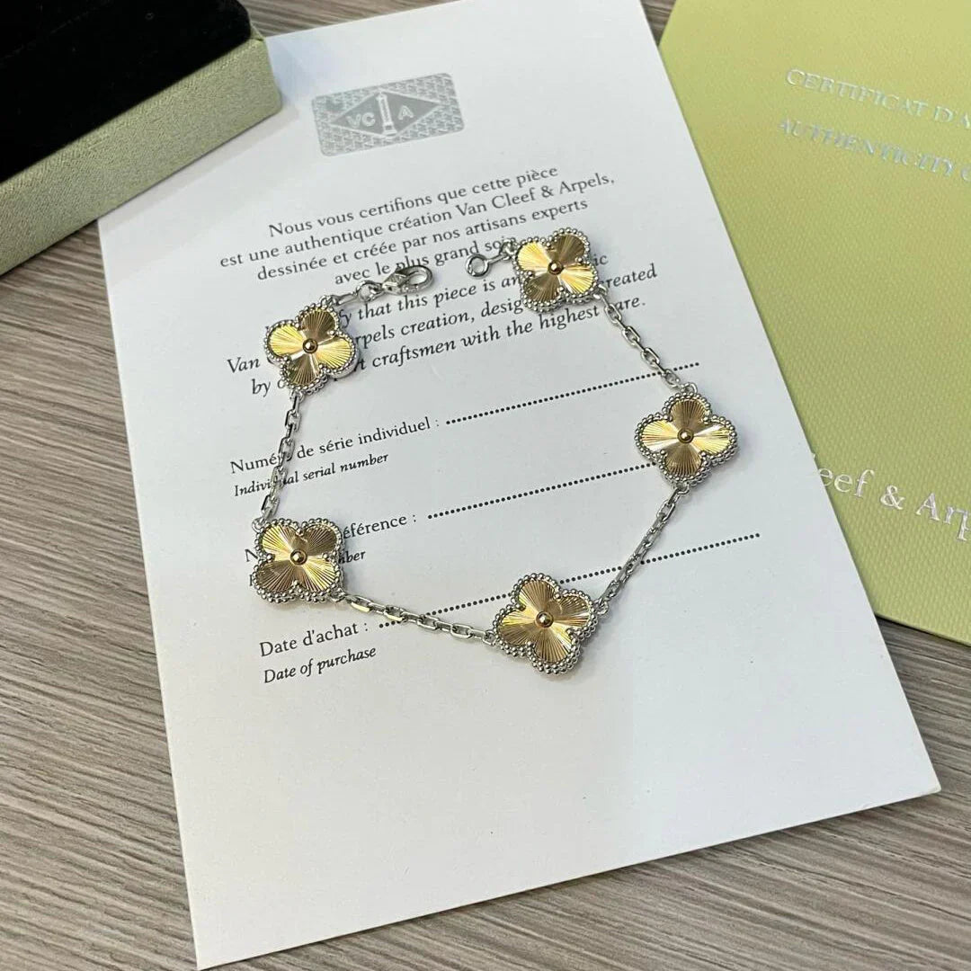 [Glow Jewelry] 新着クローバー5モチーフレーザーブレスレットコレクション