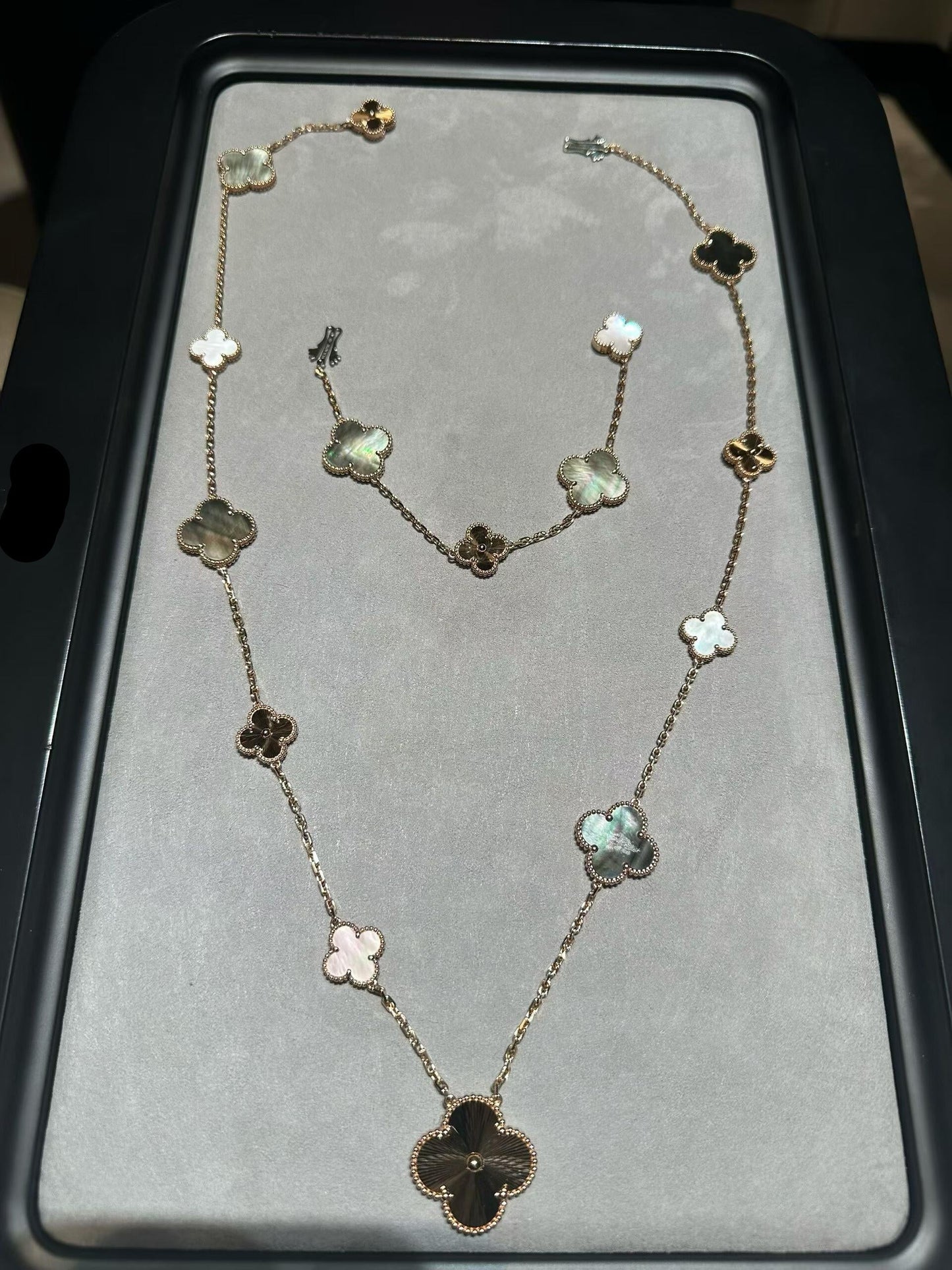 [¡®Glow Jewelry¡¯] 25 NEUE KLEE 15 MOTIVE GRAUES PERLMUTT