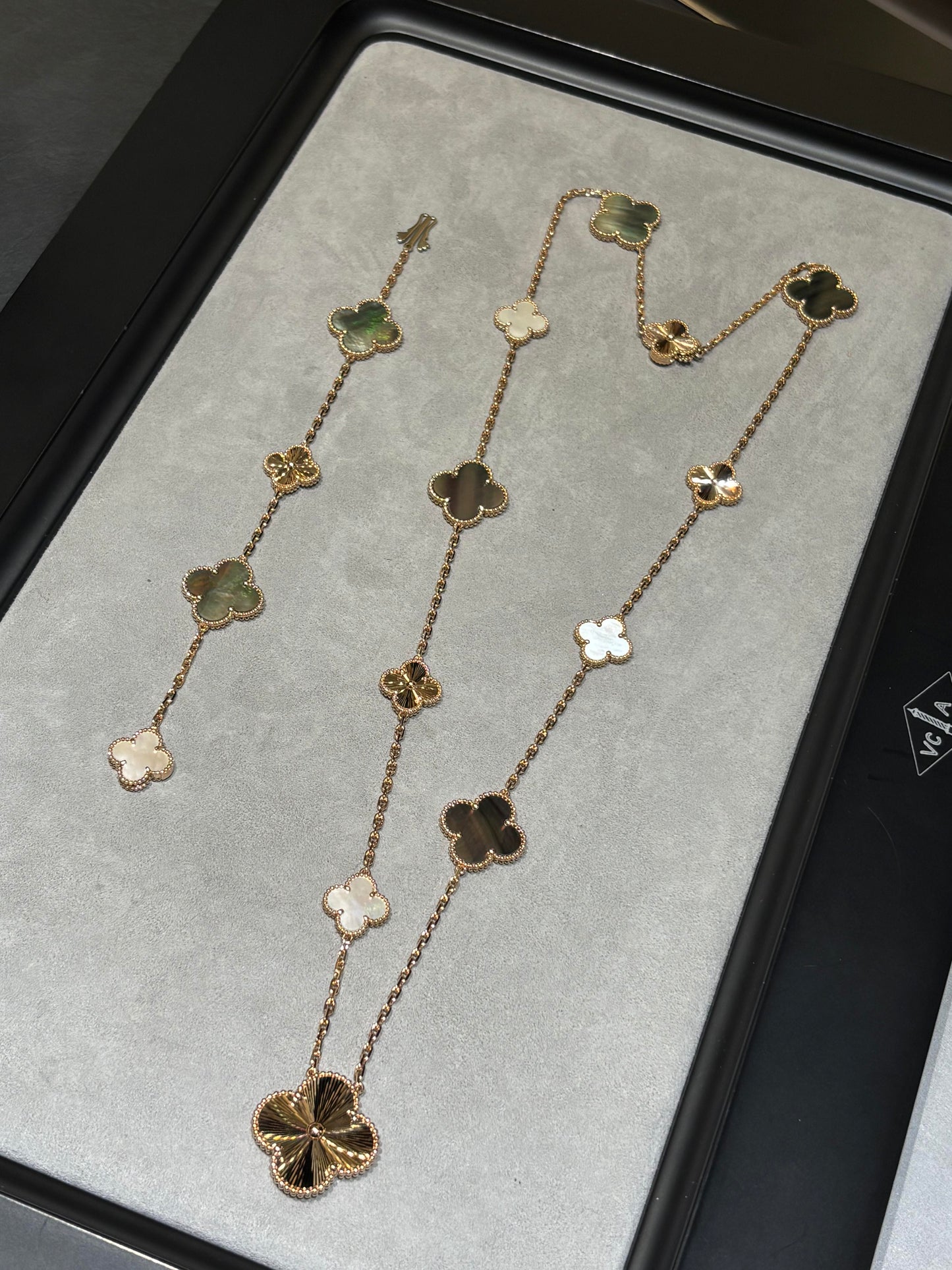 [¡®Glow Jewelry¡¯] 25 NEUE KLEE 15 MOTIVE GRAUES PERLMUTT