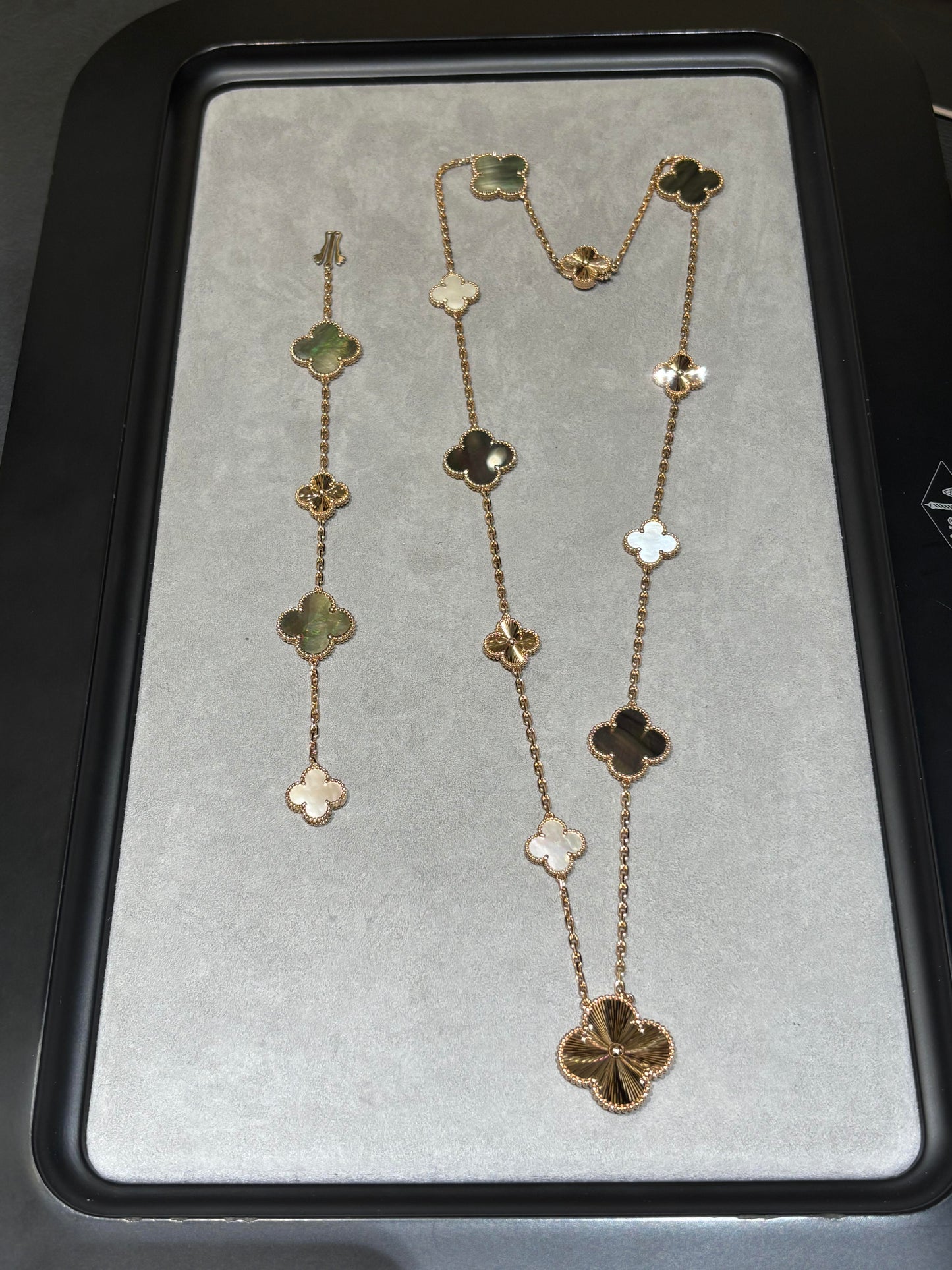 [¡®Glow Jewelry¡¯] 25 NEUE KLEE 15 MOTIVE GRAUES PERLMUTT