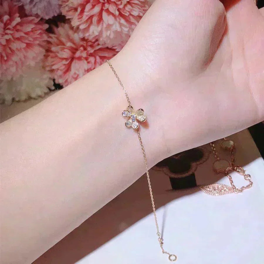 ¡®Glow Jewelry¡¯FRIVOLE GOLD BLUMEN DIAMANTARMREIFEN