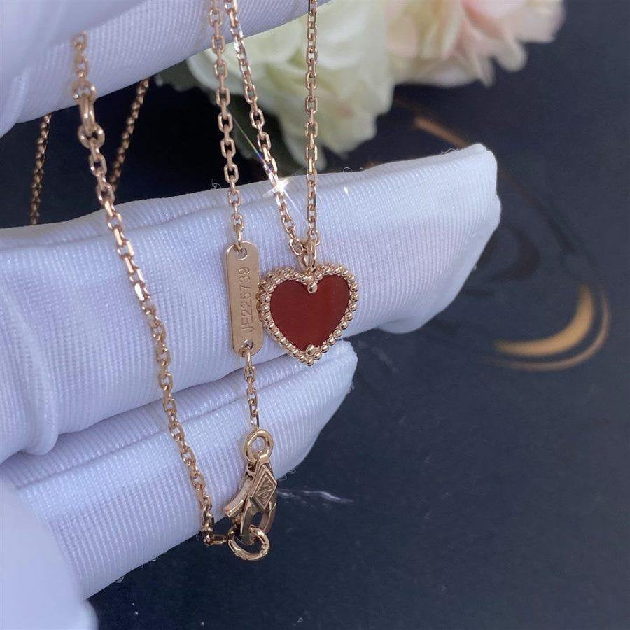 Glow Jewelry „SWEET CLOVER CARNELIAN HEART NECKLACE“